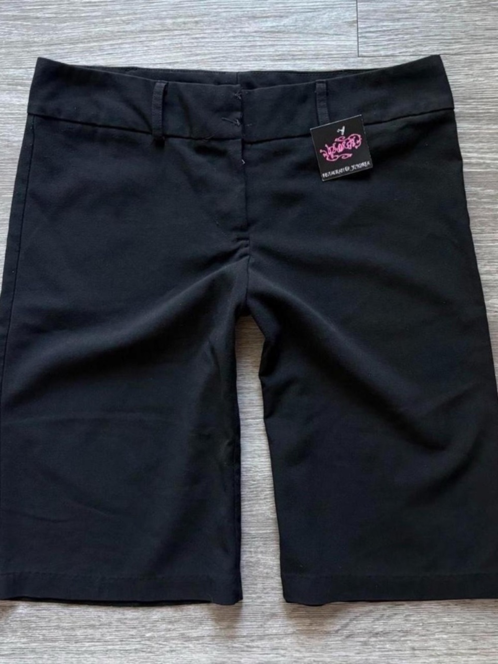 2000s grunge black shorts